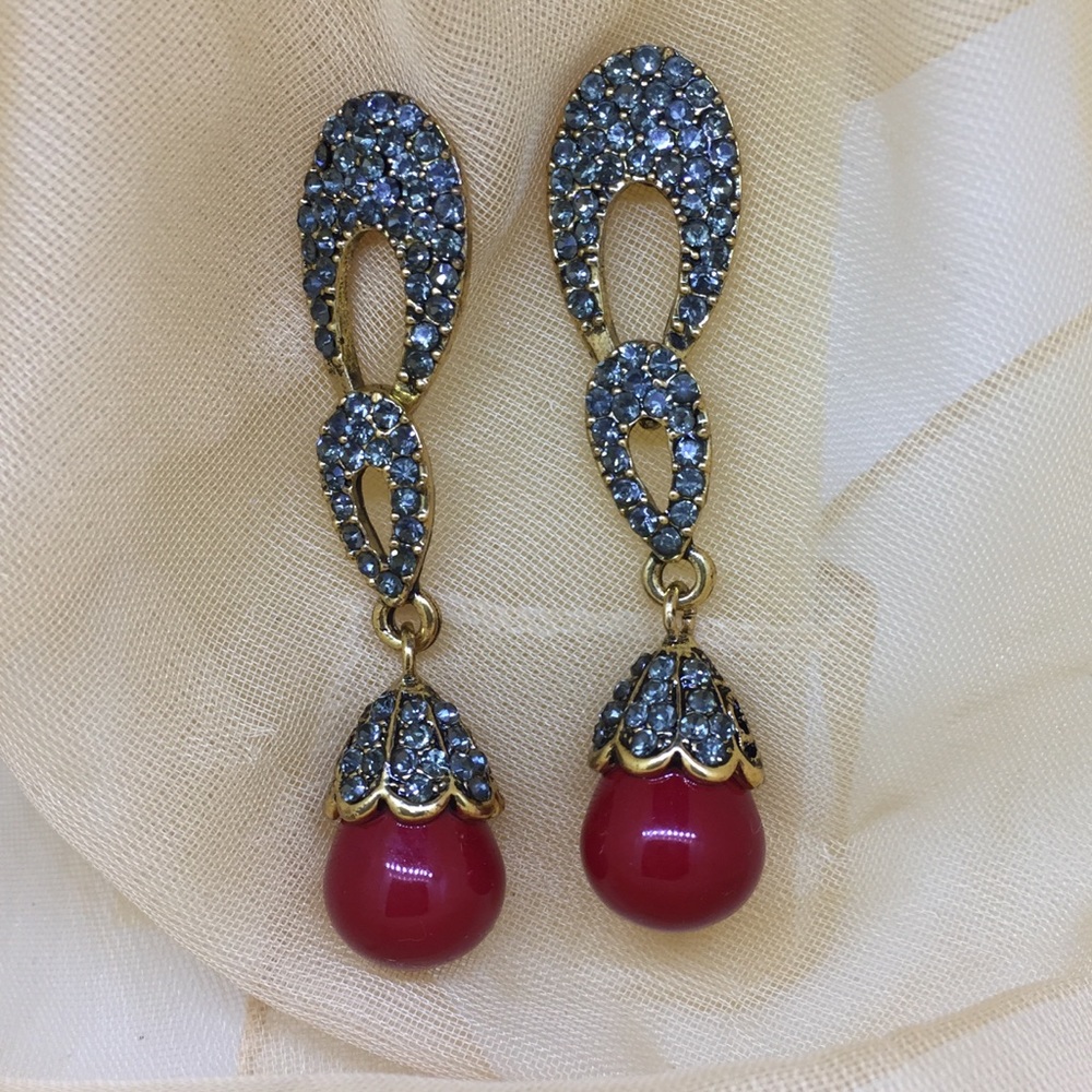 Vintage dangle earrings, Red